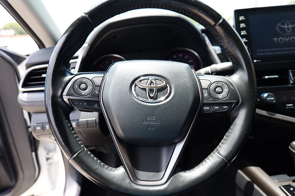 2022 Toyota Camry Image 17