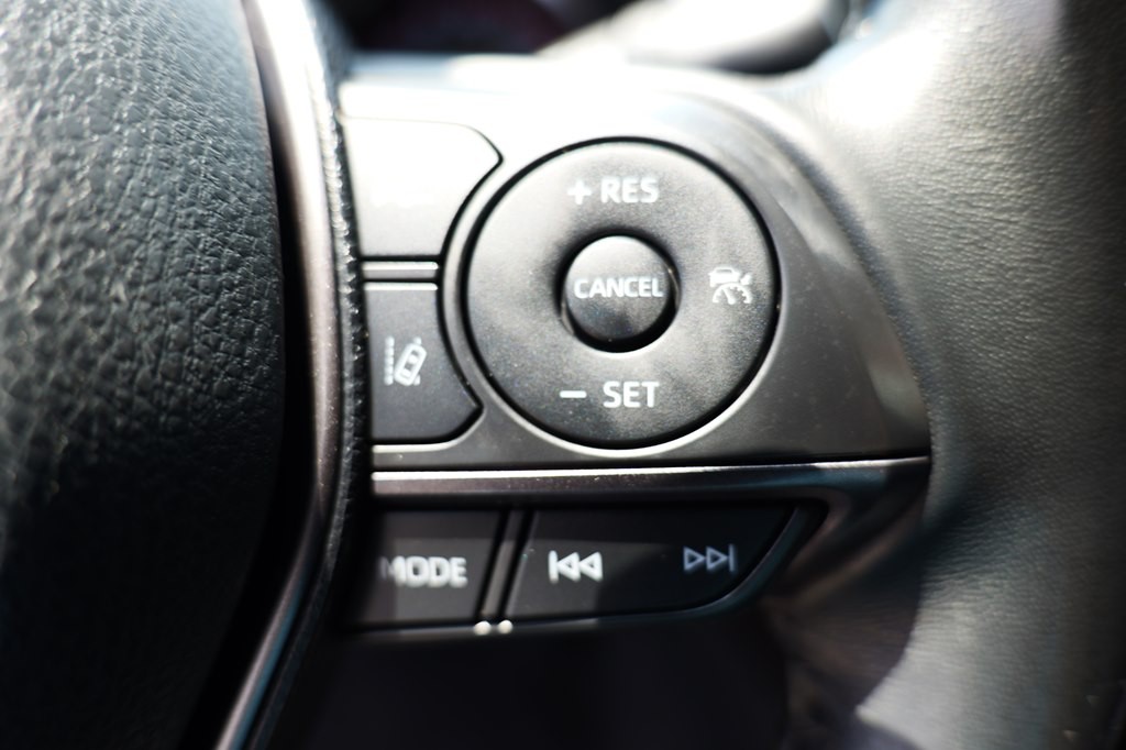 2022 Toyota Camry Image 18