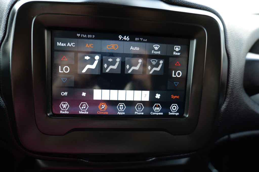 2020 Jeep Renegade Image 21
