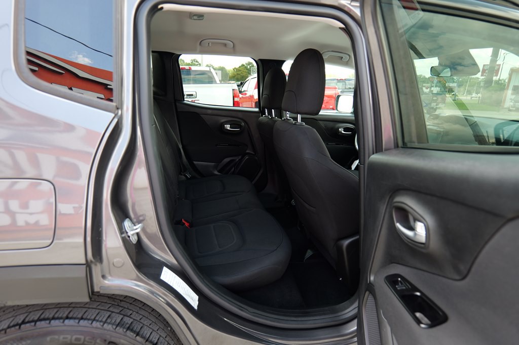 2020 Jeep Renegade Image 39