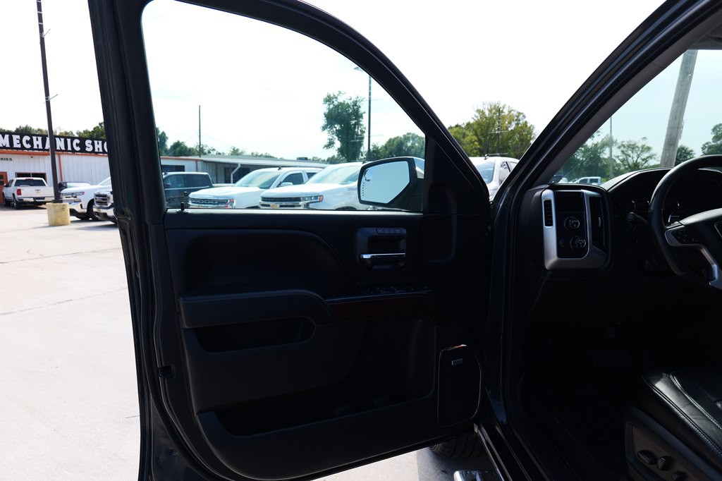 2018 GMC Sierra Image 14