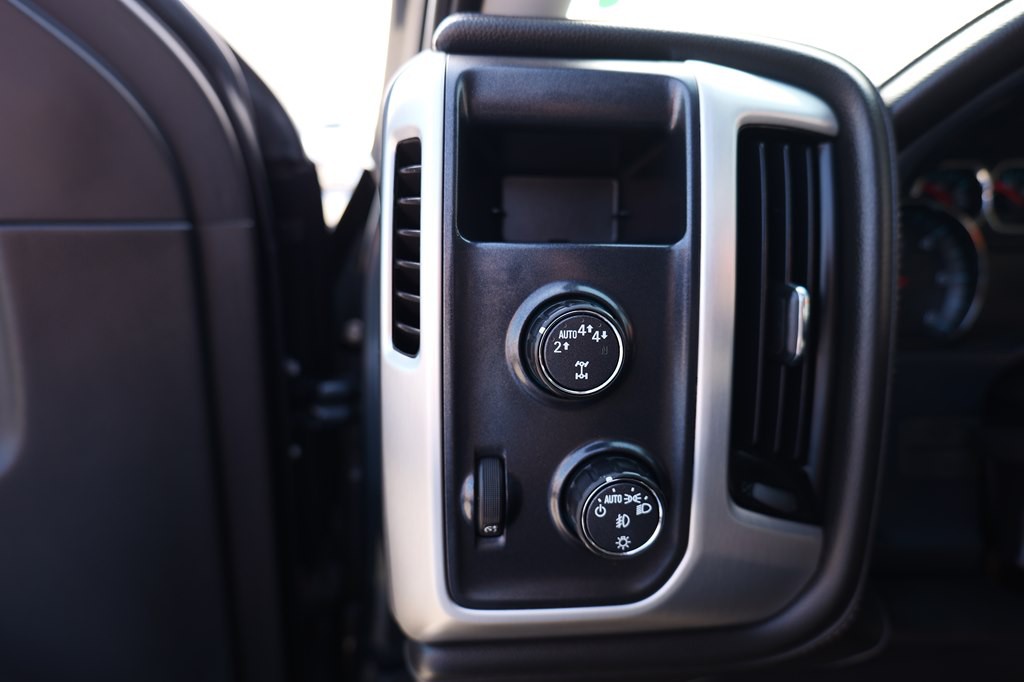 2018 GMC Sierra Image 17