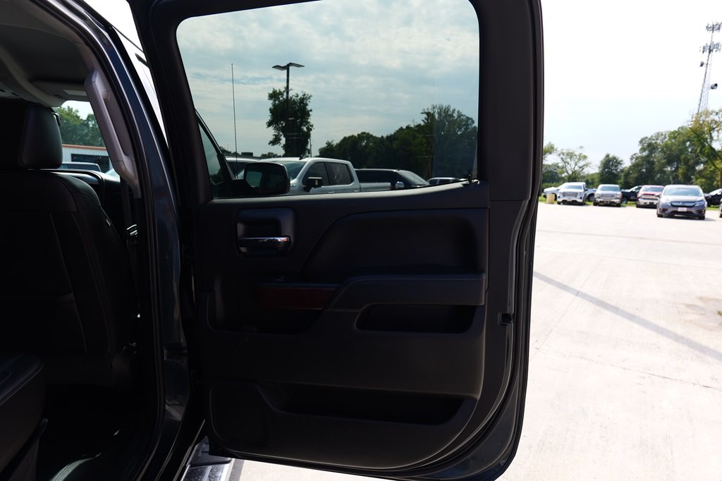 2018 GMC Sierra Image 40