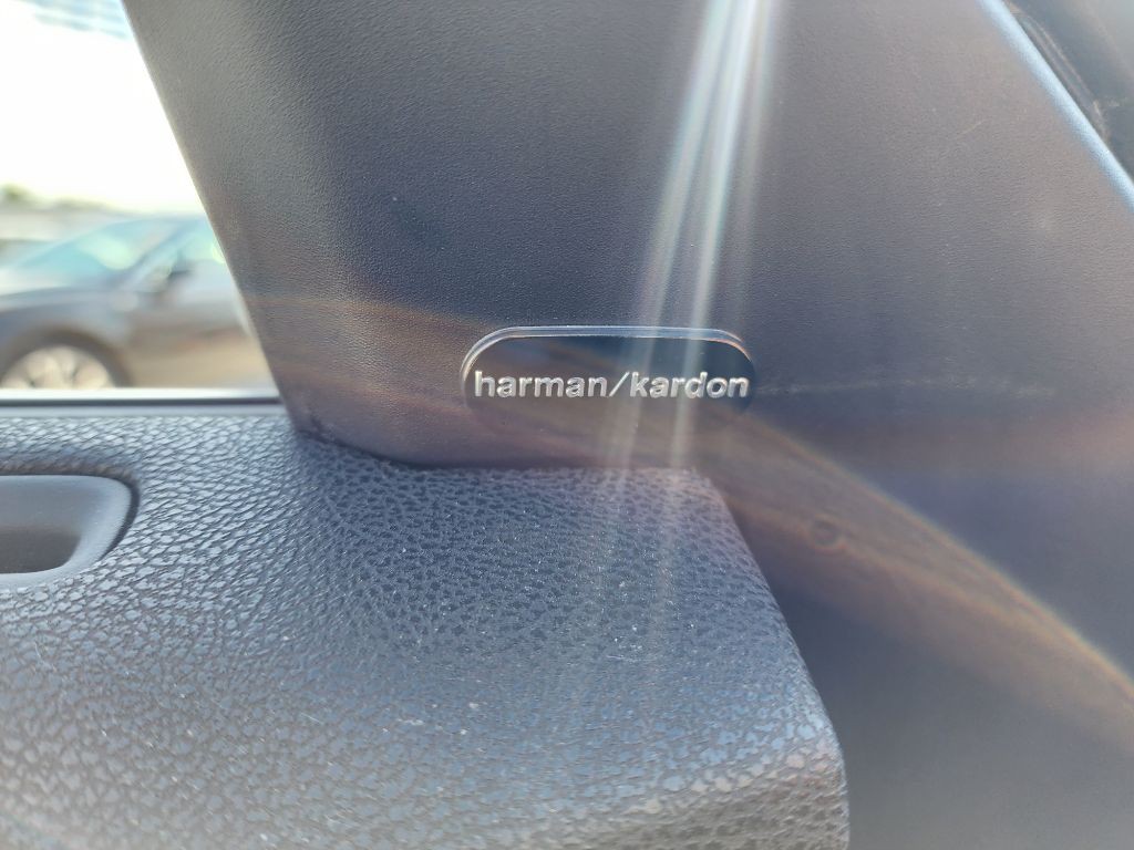 2018 Dodge Charger Image 19