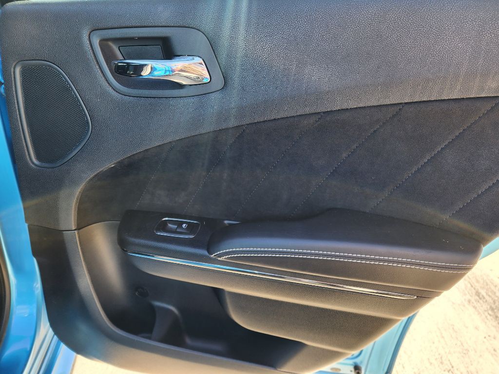 2018 Dodge Charger Image 31