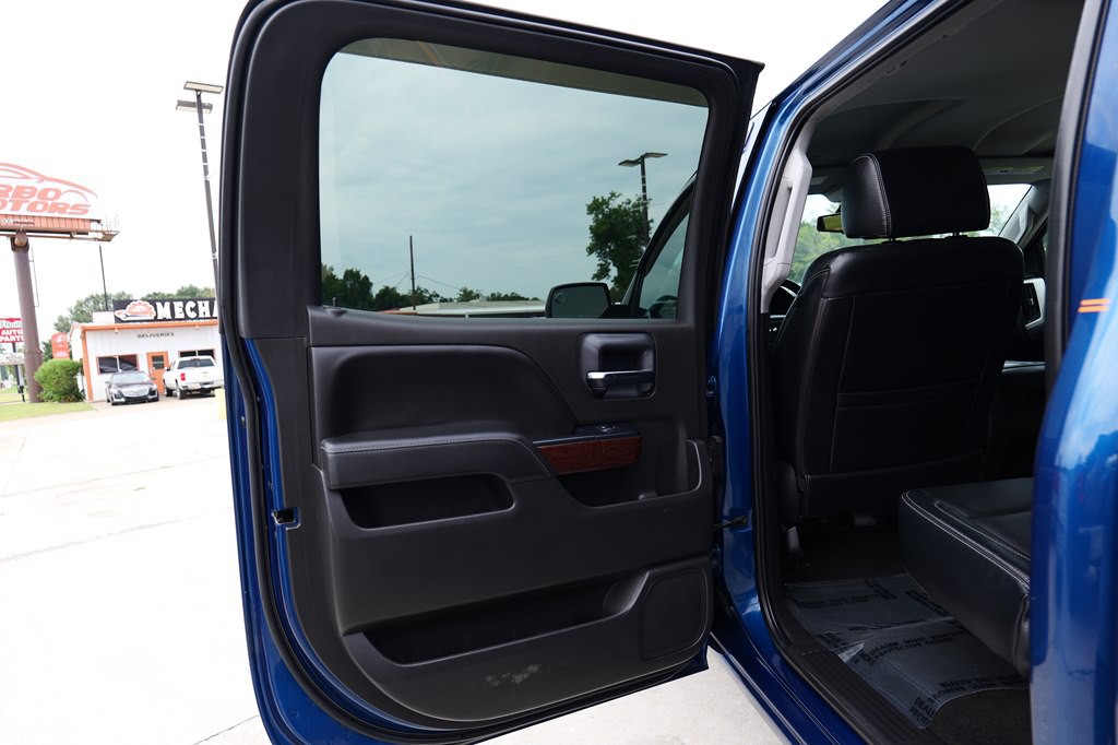 2018 GMC Sierra Image 30