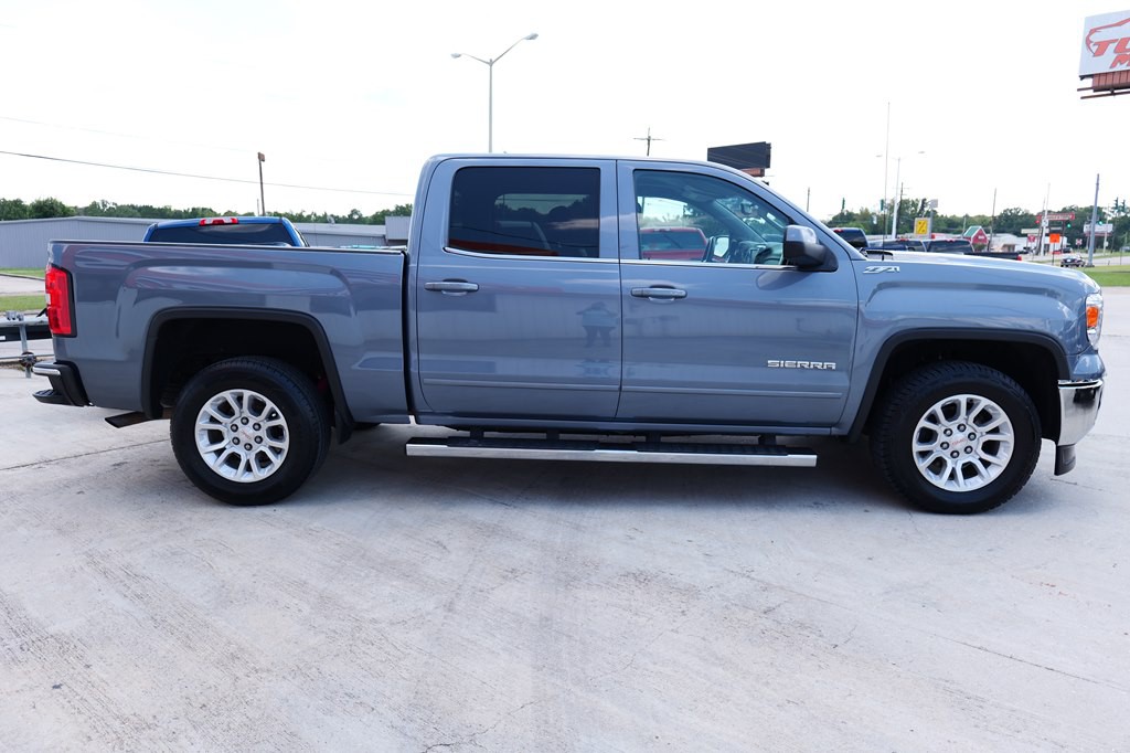 2015 GMC Sierra Image 4
