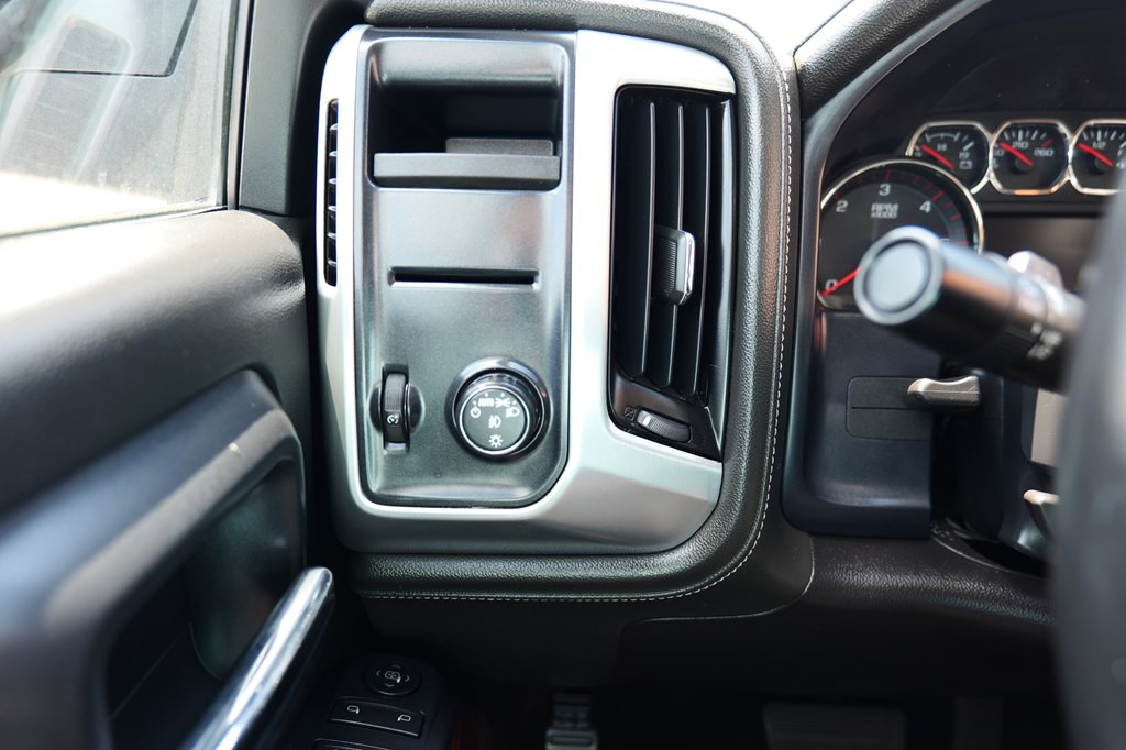 2015 GMC Sierra Image 15