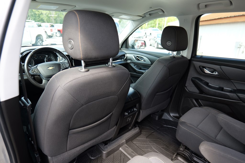2021 Chevrolet Traverse Image 32