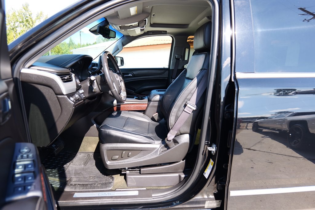 2015 GMC Yukon Image 10