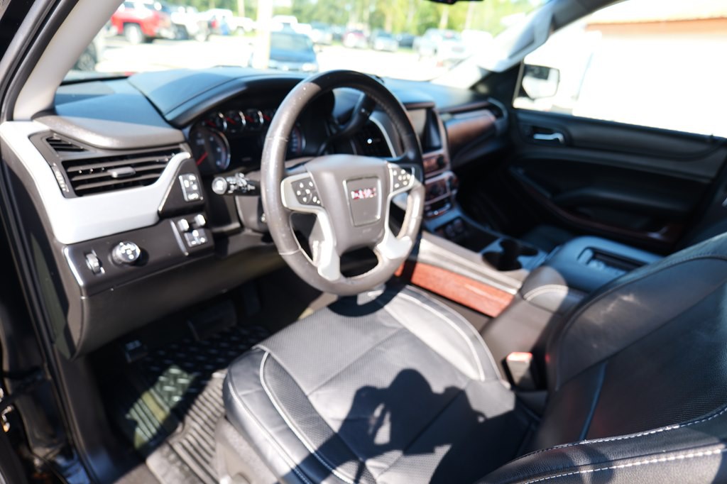 2015 GMC Yukon Image 11