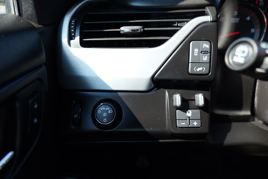 2015 GMC Yukon Image 29