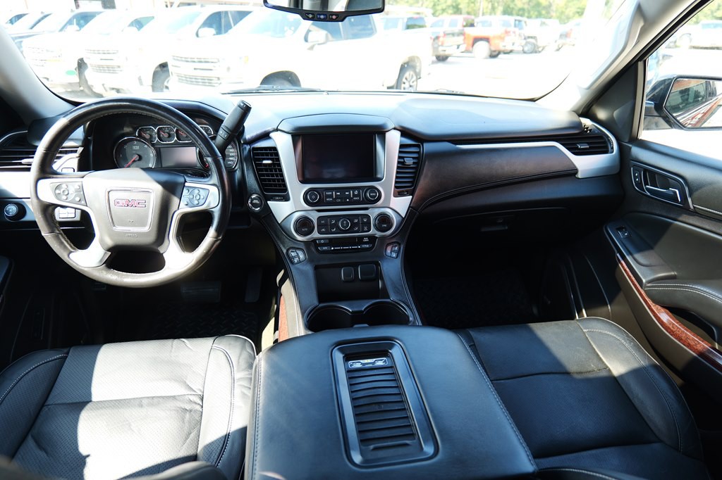 2015 GMC Yukon Image 38