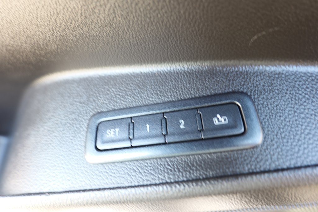 2015 GMC Yukon Image 54