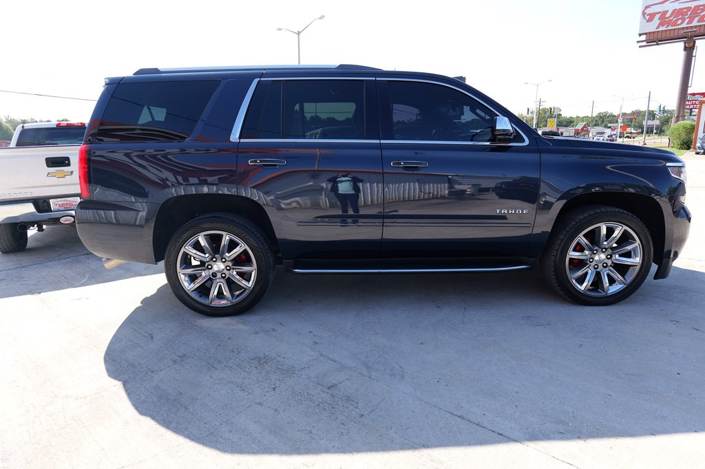 2019 Chevrolet Tahoe Image 4