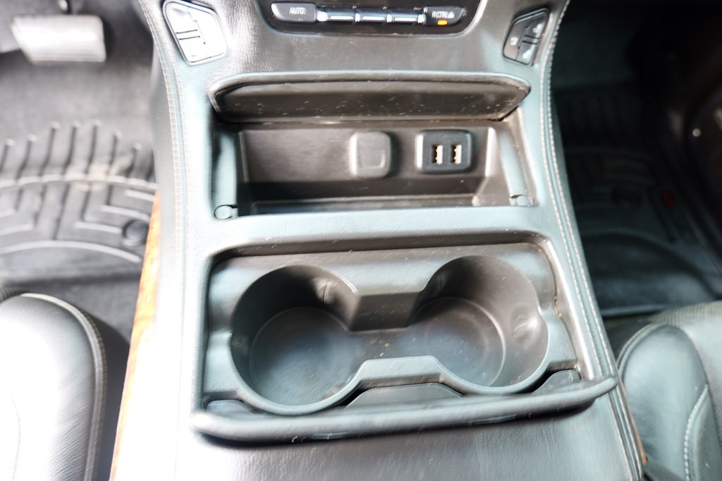 2016 Chevrolet Tahoe Image 24