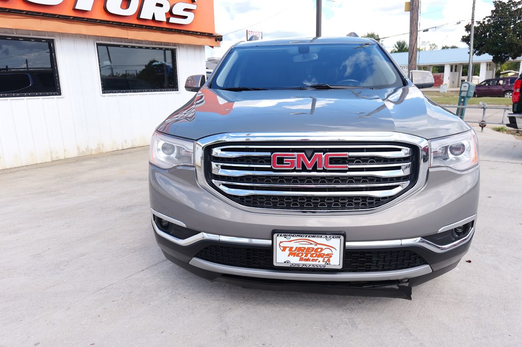 2019 GMC Acadia Image 2