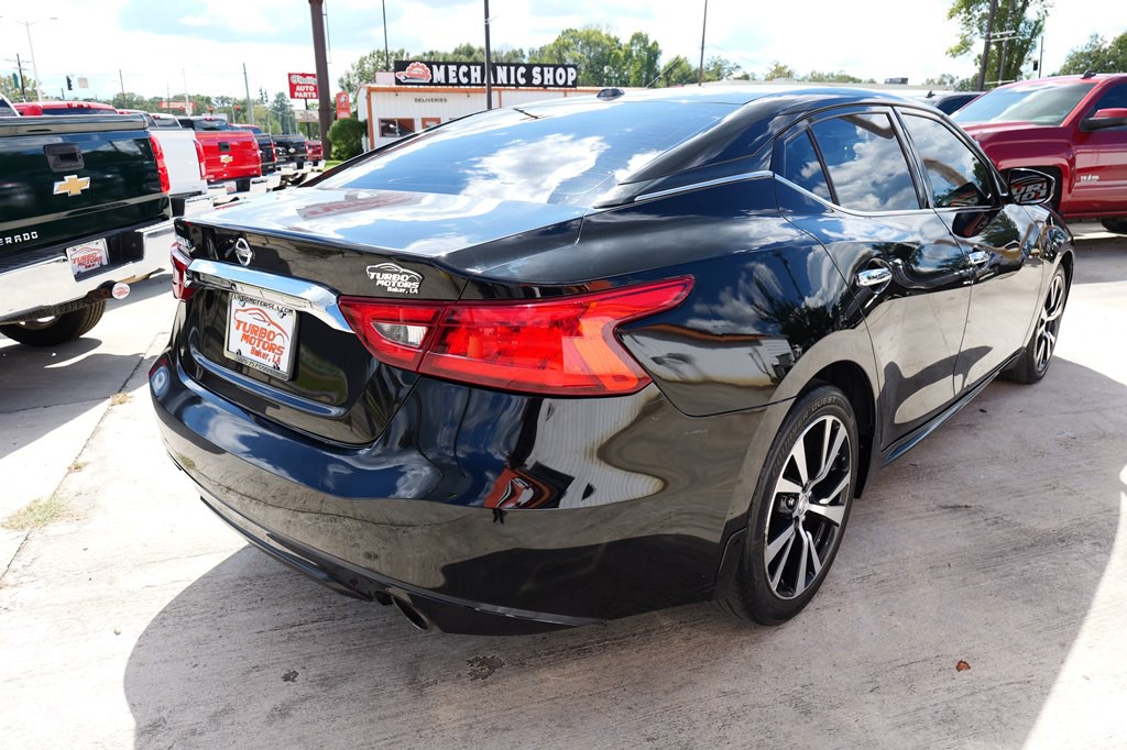 2018 Nissan Maxima Image 5