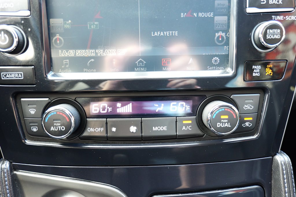 2018 Nissan Maxima Image 20