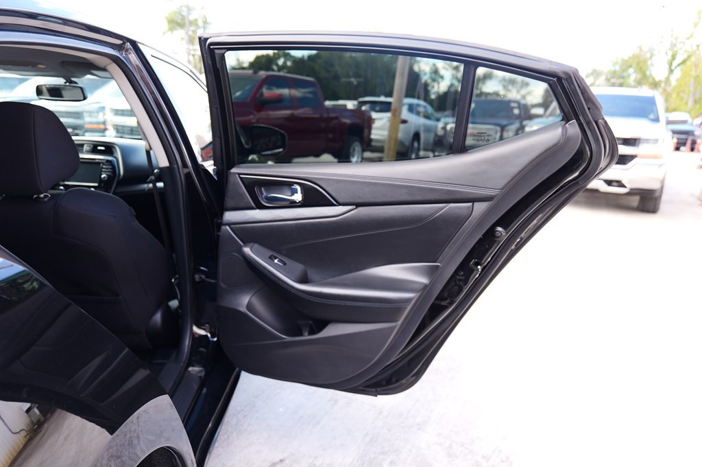 2018 Nissan Maxima Image 37