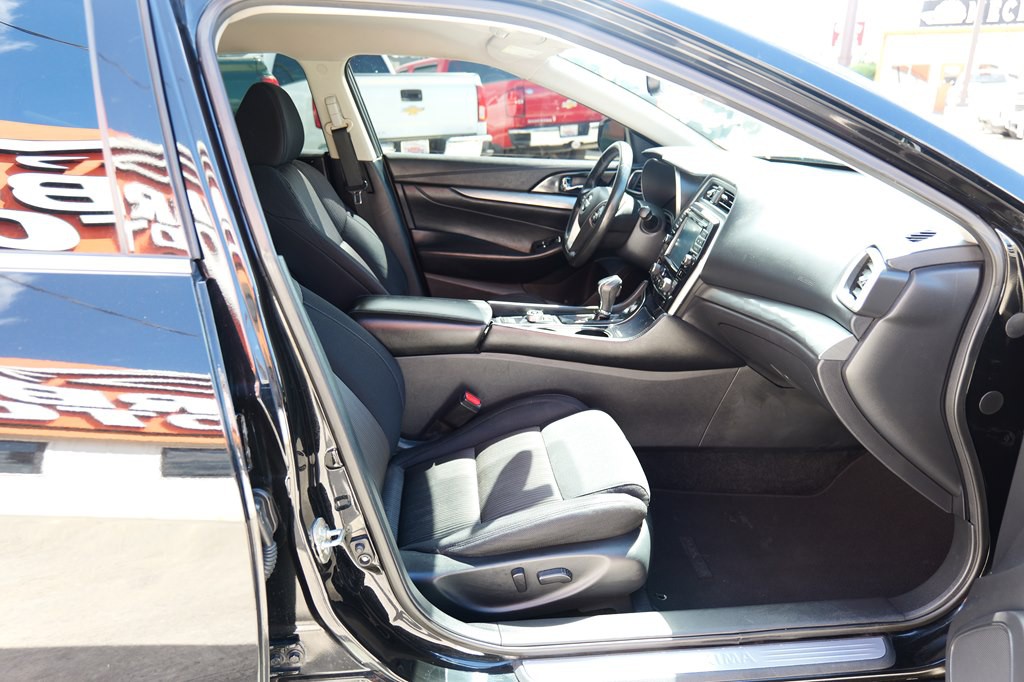 2018 Nissan Maxima Image 38