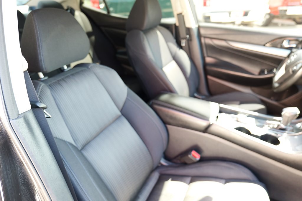 2018 Nissan Maxima Image 39