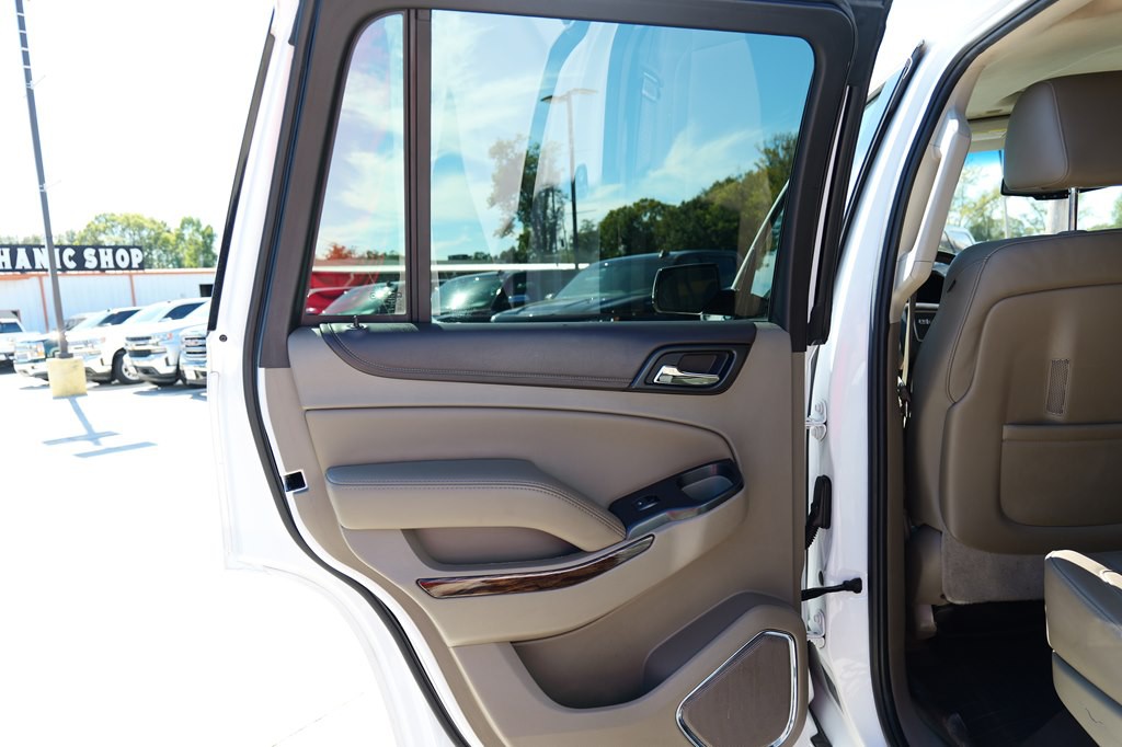 2016 GMC Yukon Image 40