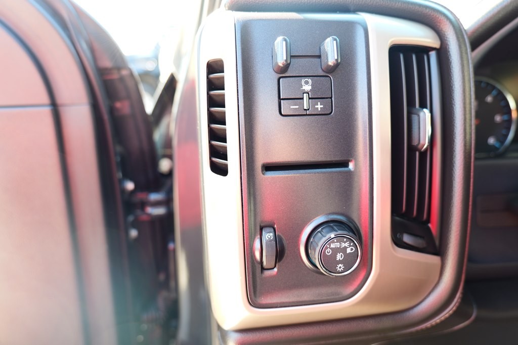 2017 GMC Sierra Image 17