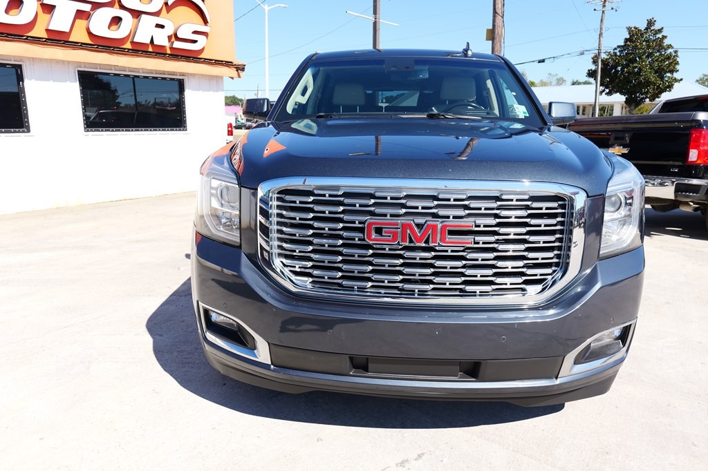 2019 GMC Yukon Image 2