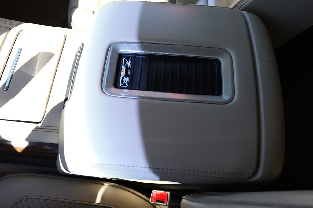 2019 GMC Yukon Image 28