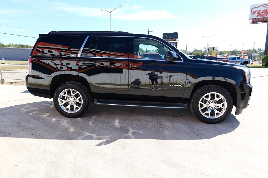 2017 GMC Yukon Image 4