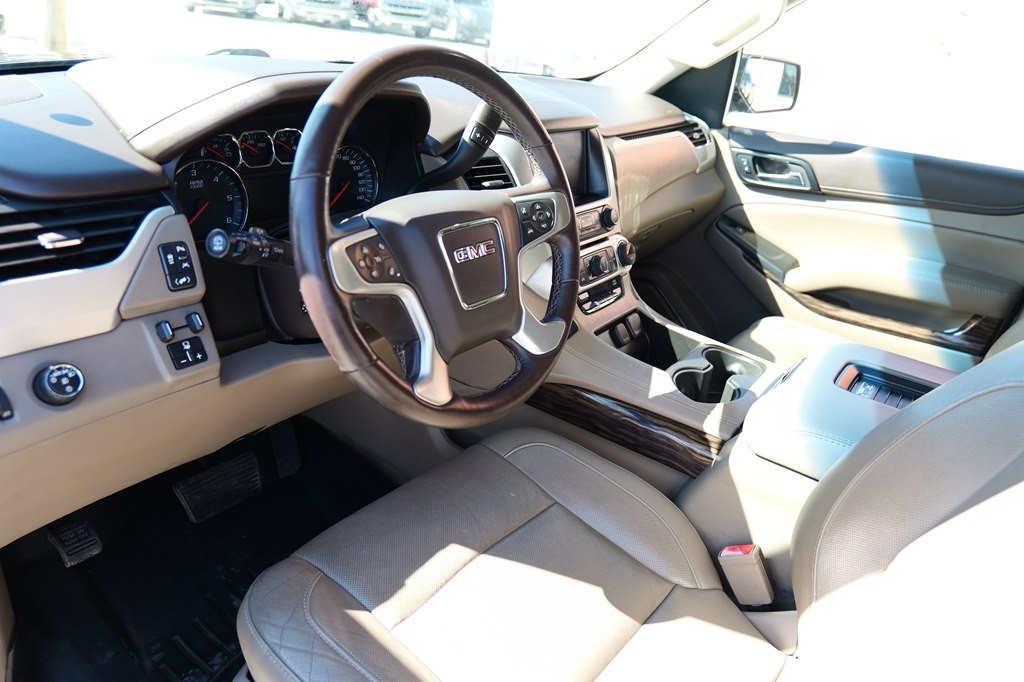 2017 GMC Yukon Image 11