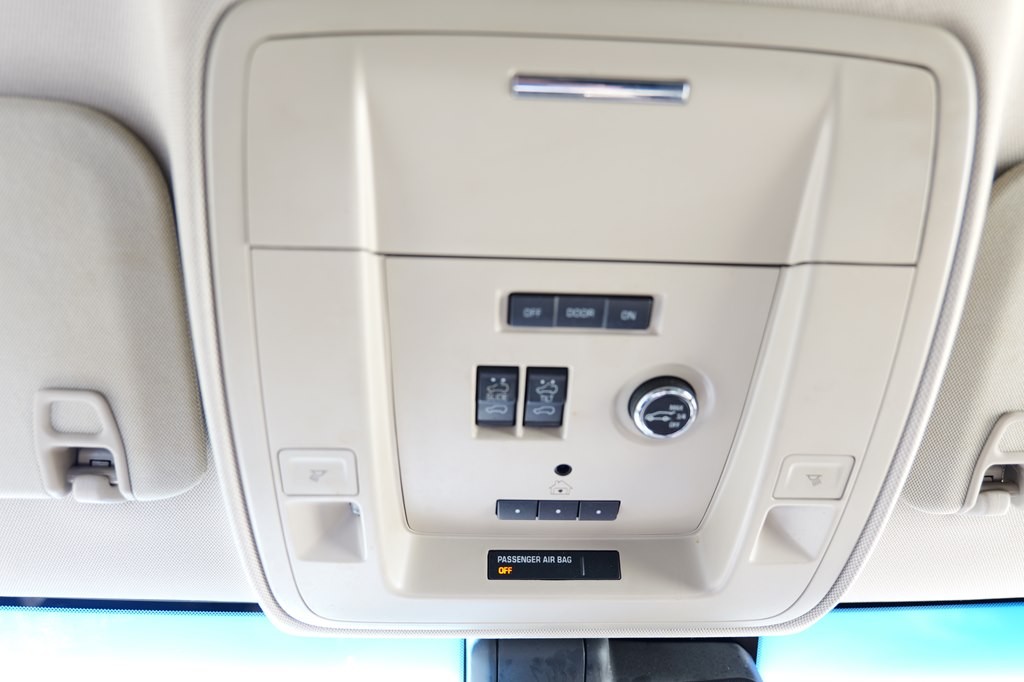 2017 GMC Yukon Image 28