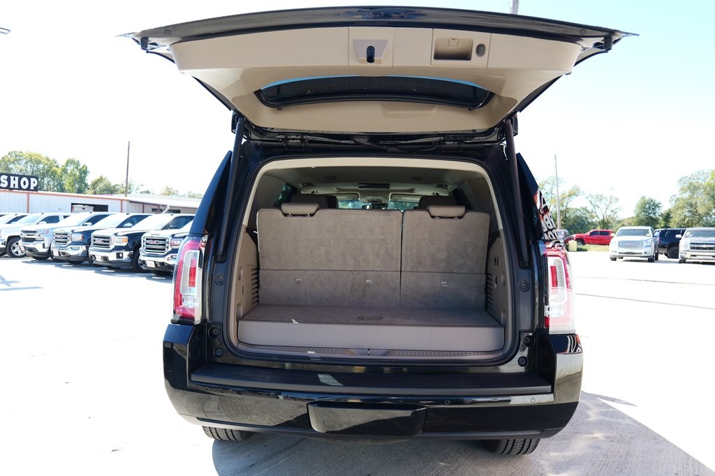 2017 GMC Yukon Image 38