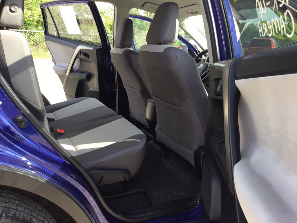 2015 Toyota Rav4 Image 10