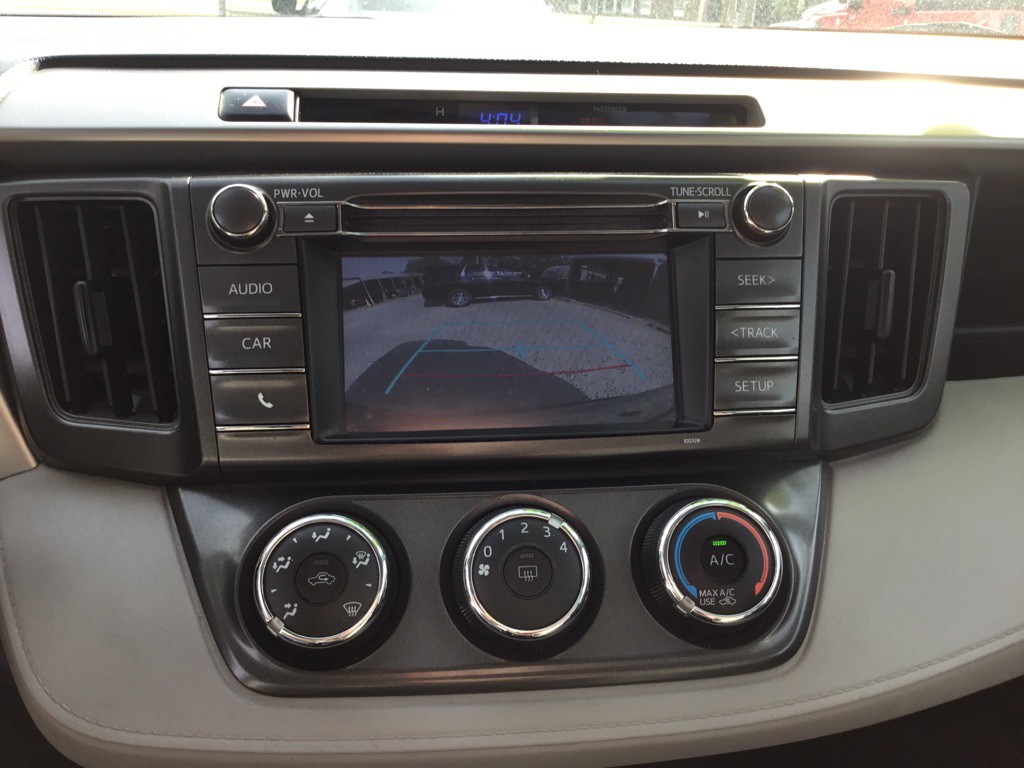 2015 Toyota Rav4 Image 13