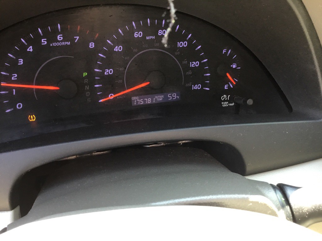 2011 Toyota Camry Image 13