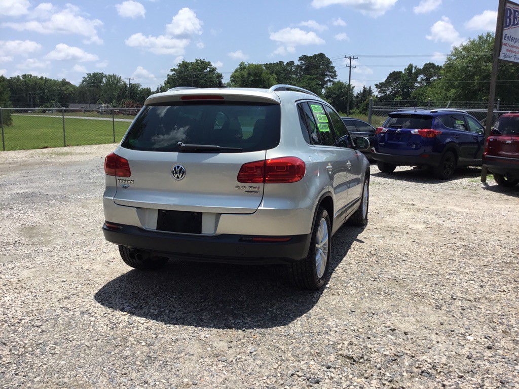 2013 Volkswagen Tiguan Image 8