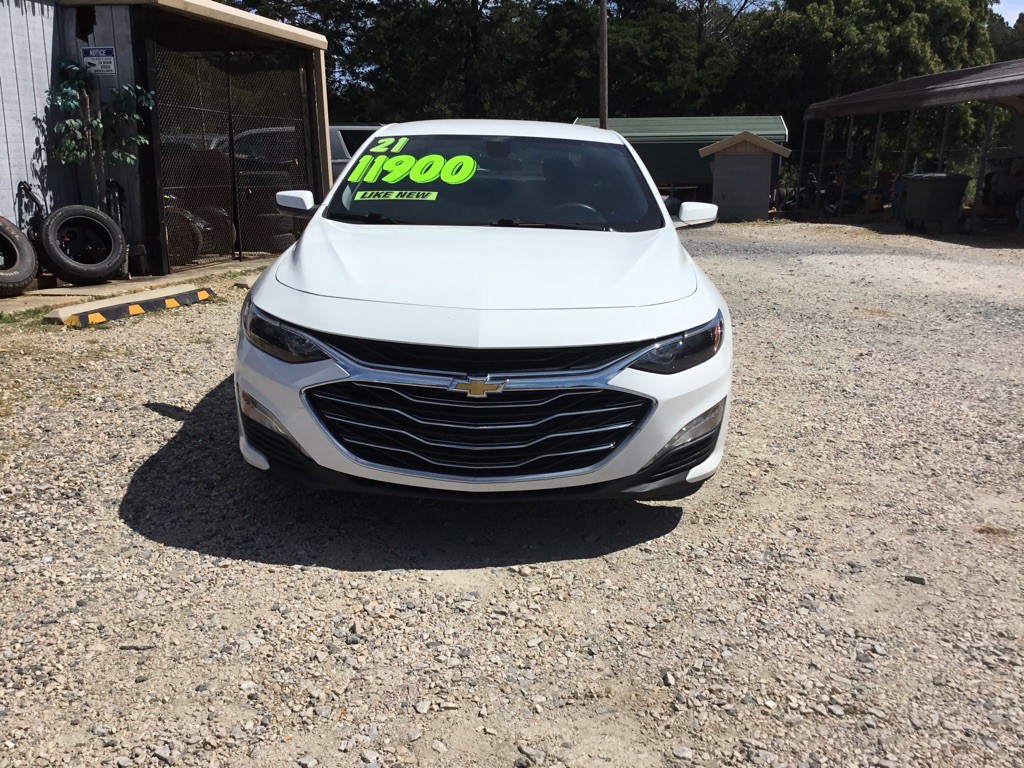 2021 Chevrolet Malibu Image 2