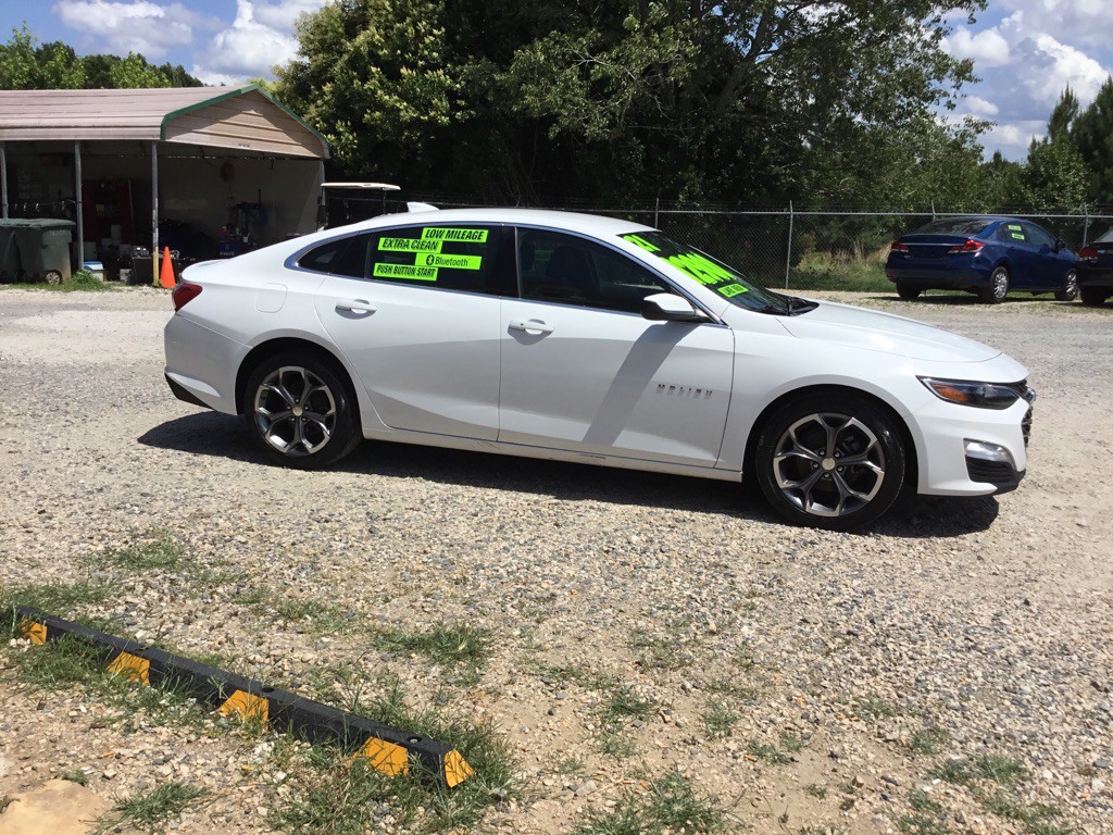 2021 Chevrolet Malibu Image 4