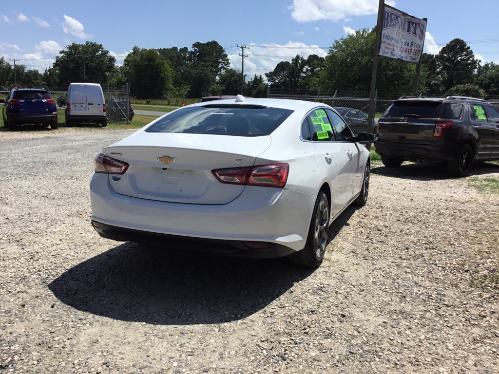 2021 Chevrolet Malibu Image 8