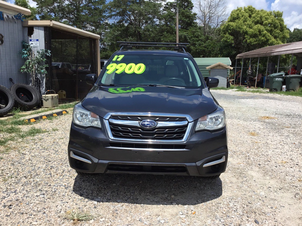 2017 Subaru Forester Image 2