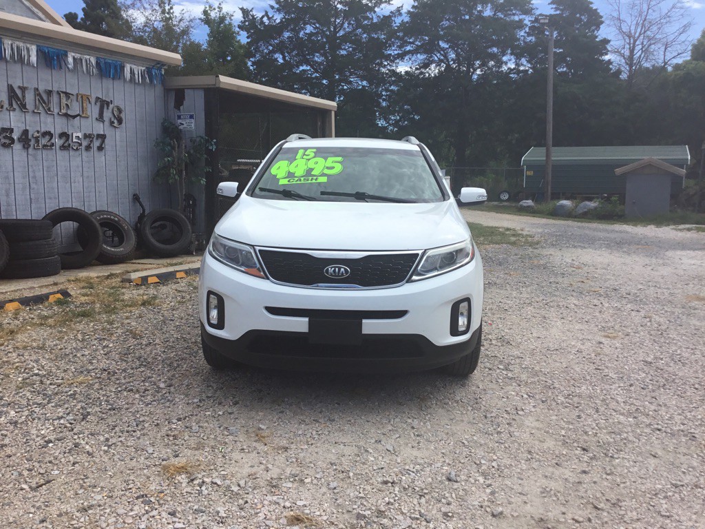 2015 Kia Sorento Image 2