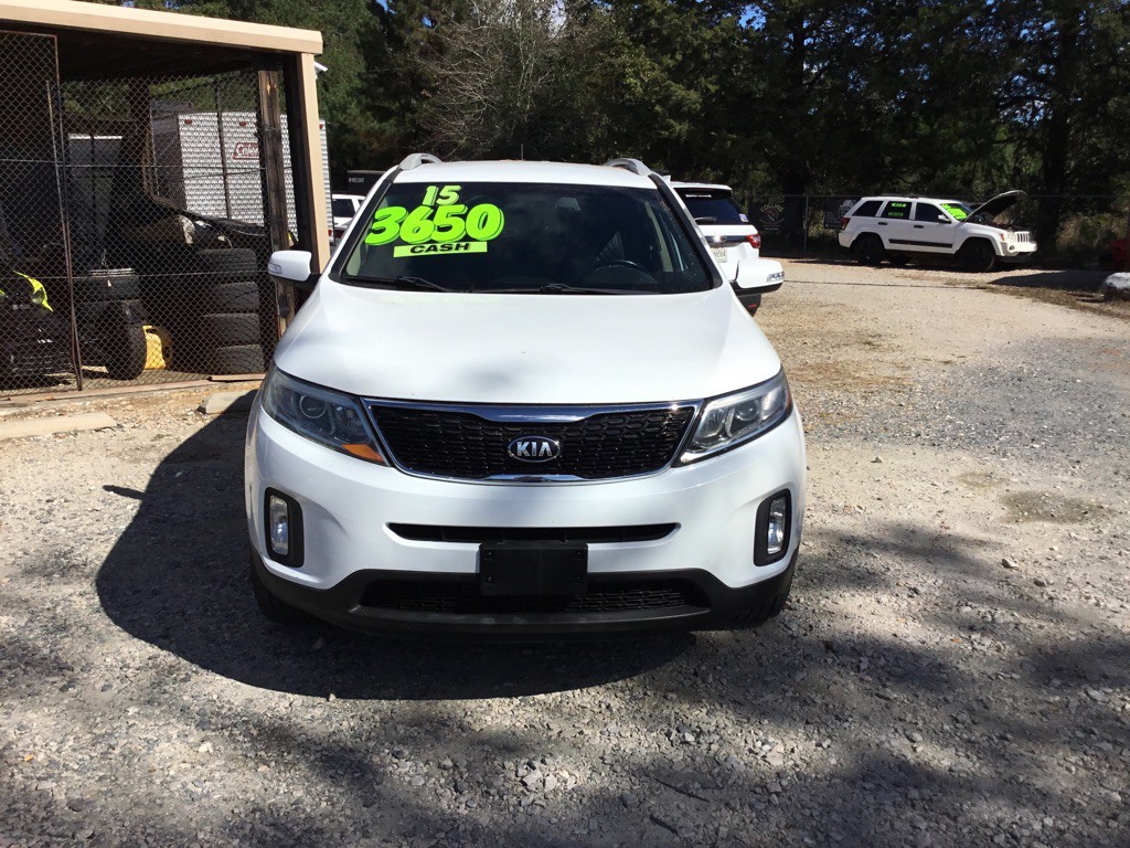 2015 Kia Sorento Image 2