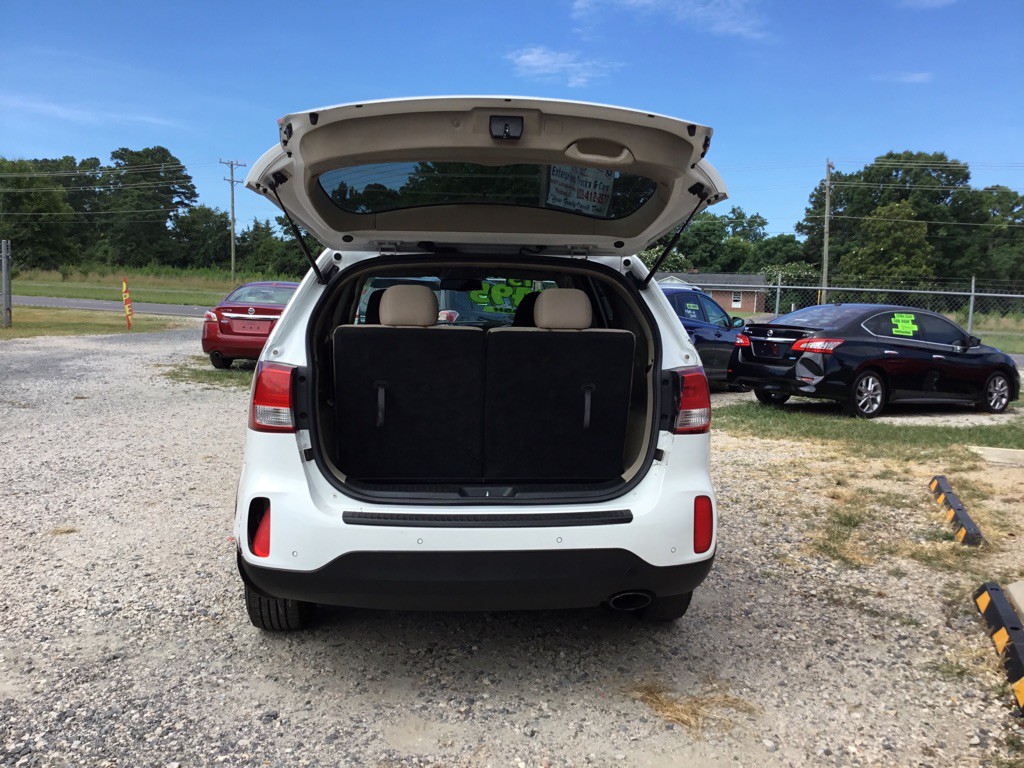 2015 Kia Sorento Image 9