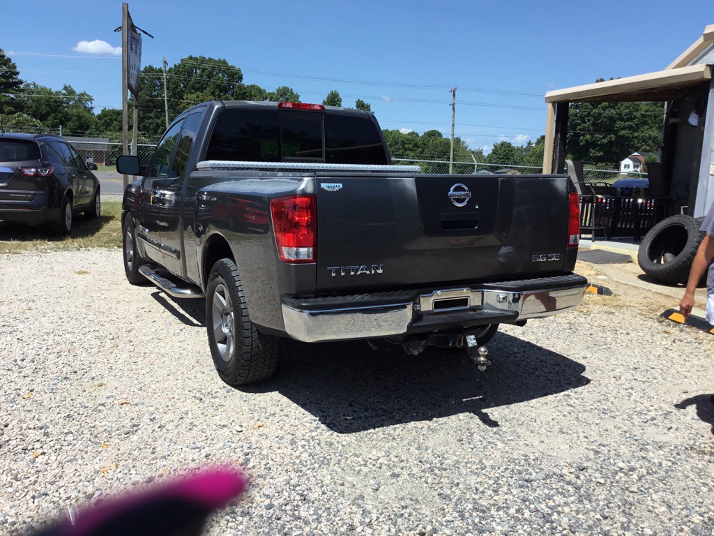 2005 Nissan Titan Image 6