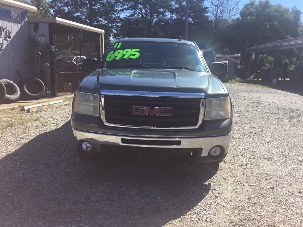 2011 GMC Sierra 1500 Image 2