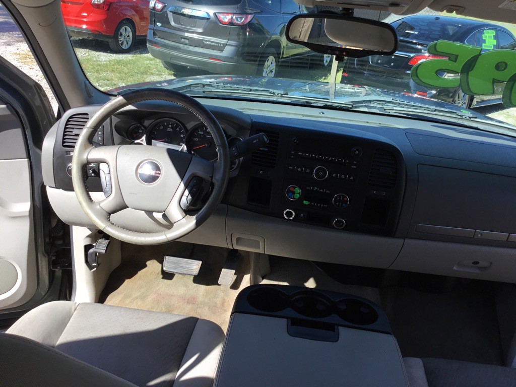 2011 GMC Sierra 1500 Image 12