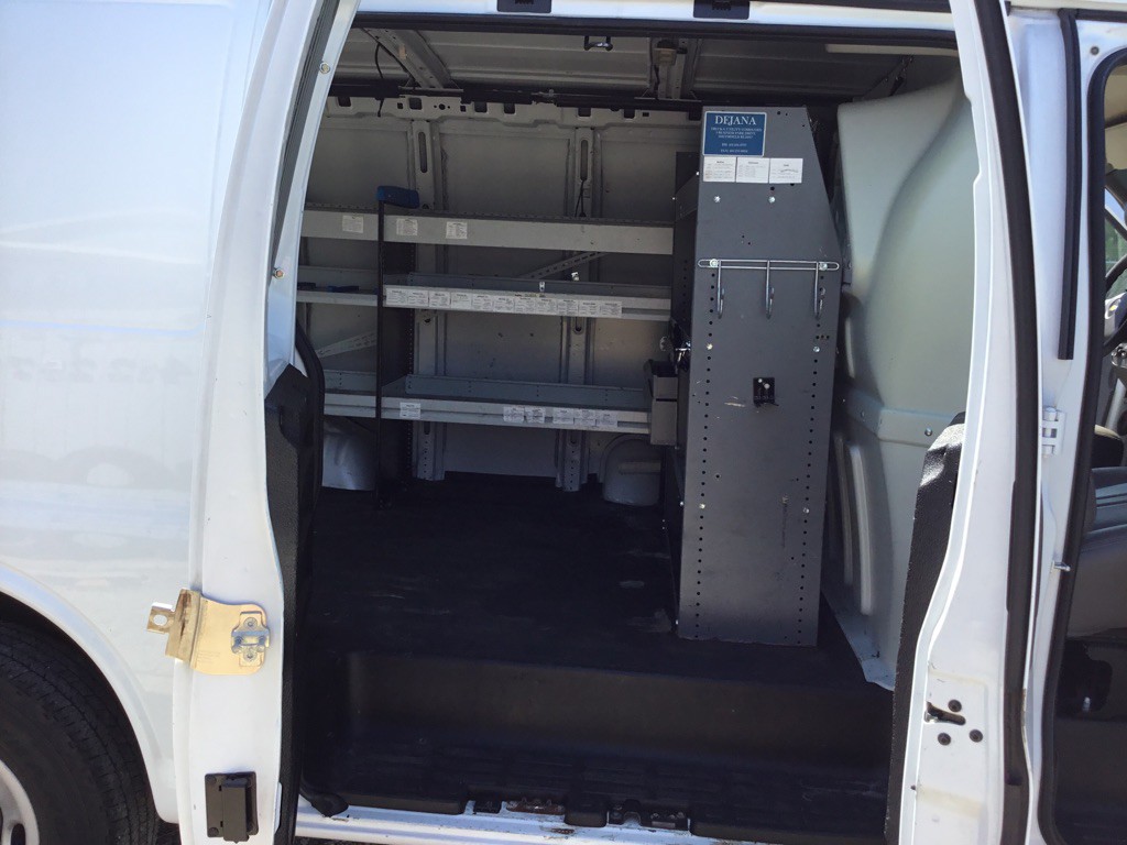 2017 Chevrolet Express Image 10