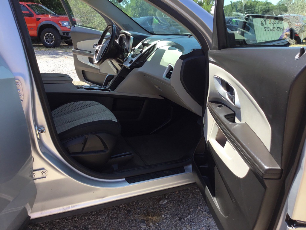 2011 Chevrolet Equinox Image 11